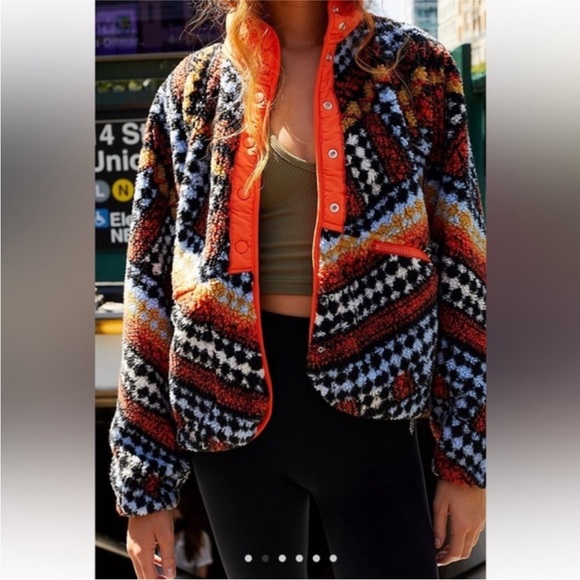 Free people hit the slopes printed jacket size small - Picture 2 of 9